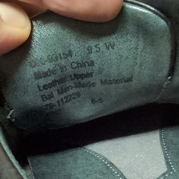 Dockers Black Leather Men's Oxfords - Picture 4 of 8